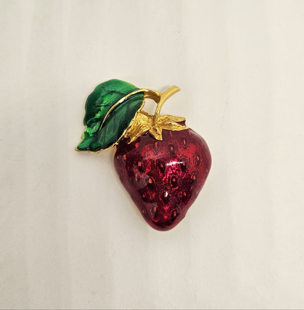 Strawberry Enamel Brooch Pin Gold Tone Metal Vintage Red Green Fruit